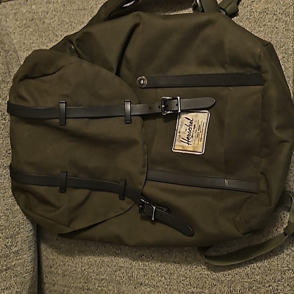 Hershel Little America Backpack 🎒